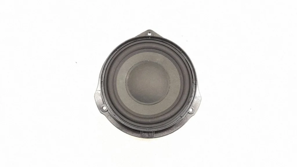 Front door speaker – front right