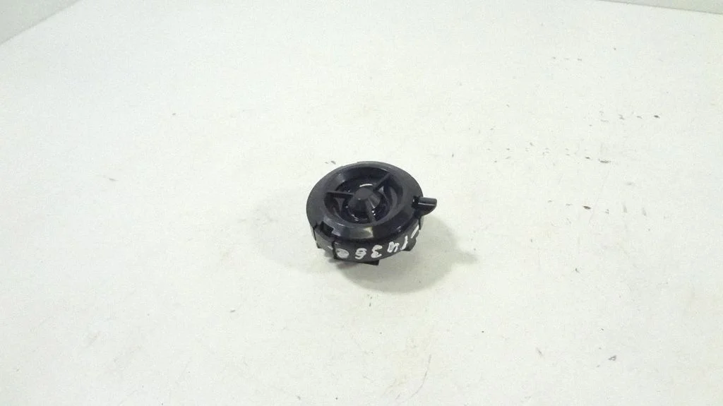 Front door speaker – front right