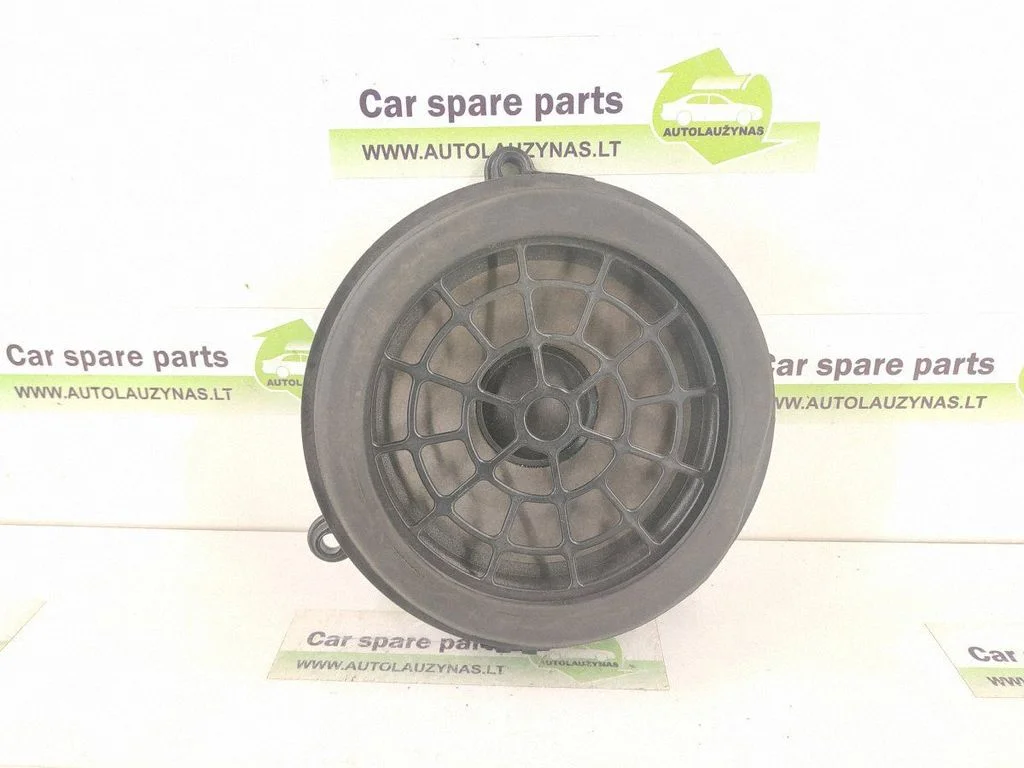 Front door speaker – front right