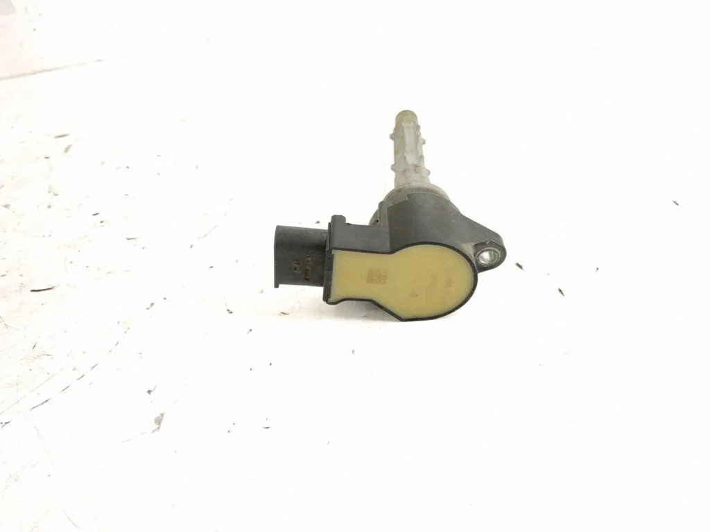 High voltage ignition coil