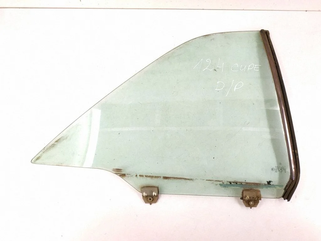 Rear side window – Mercedes-Benz E-Class W124 (1984-1993)