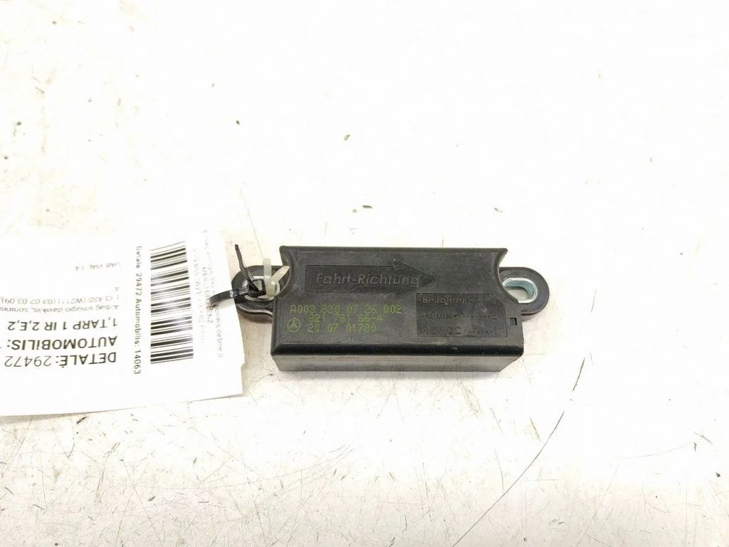 Drošības spilvenu trieciena sensors – labā