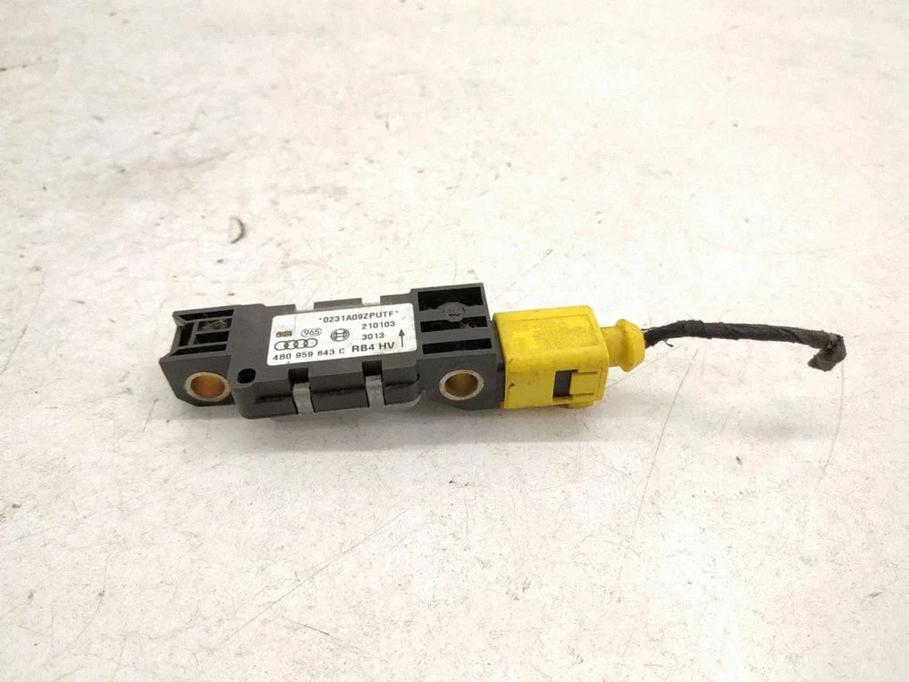 Airbag deployment crash/impact sensor – front