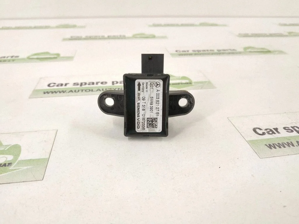 Drošības spilvenu trieciena sensors – labā