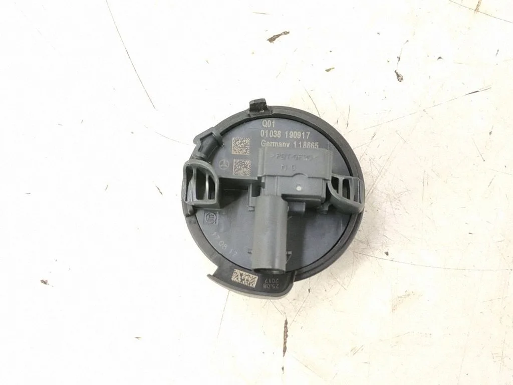 Airbag deployment crash/impact sensor – right