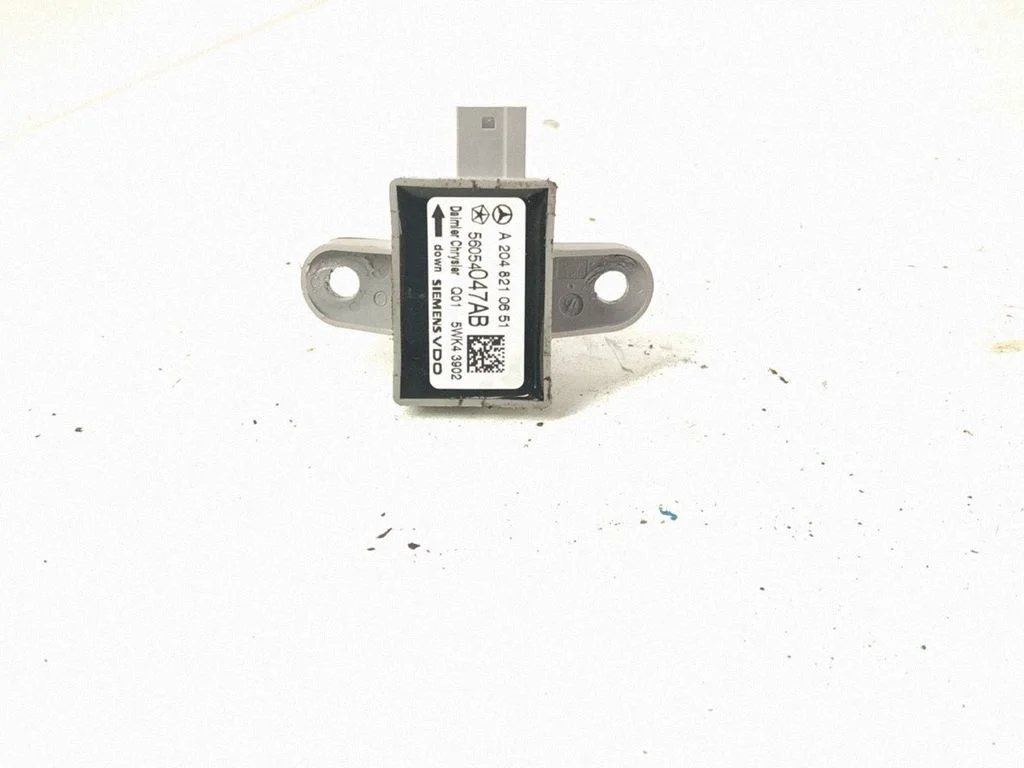 Airbag deployment crash/impact sensor – right
