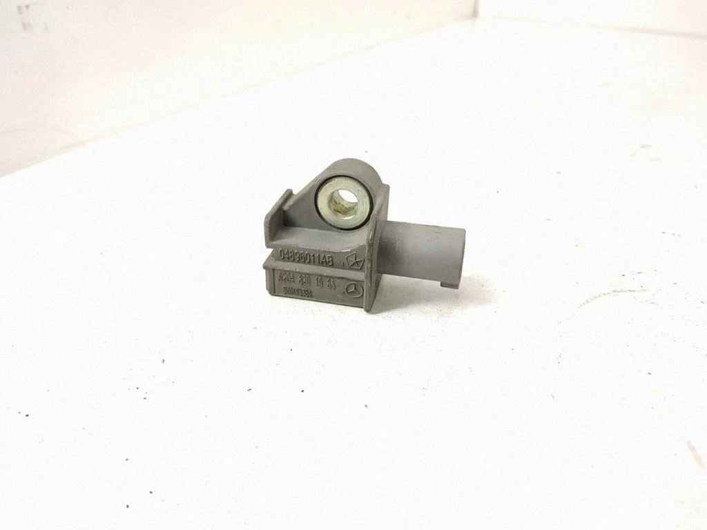 Airbag deployment crash/impact sensor – right