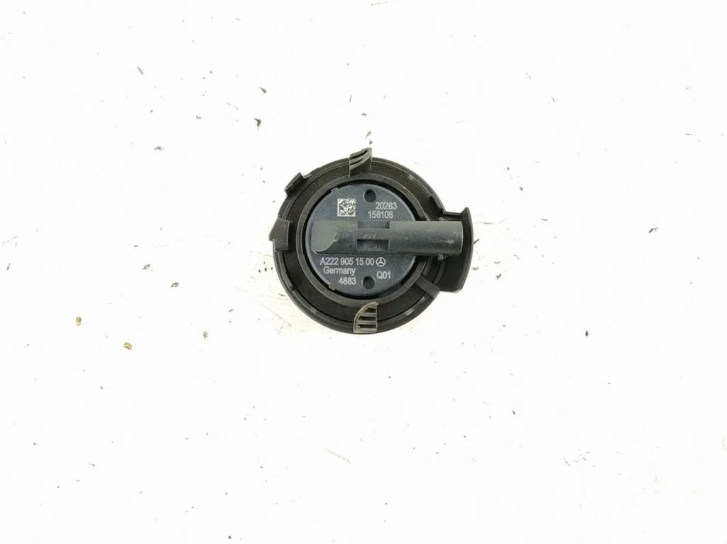 Drošības spilvenu trieciena sensors – labā