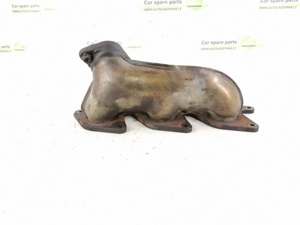 Exhaust manifold – Mercedes-Benz CLS-Class C219 (2003-2011)