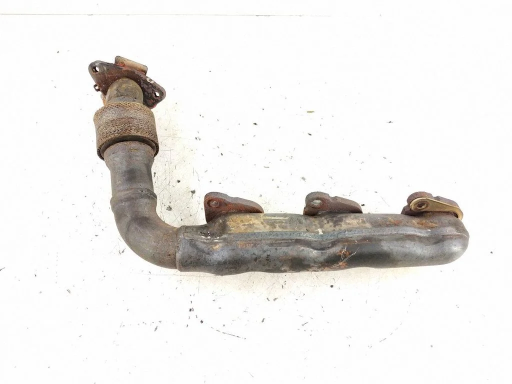 Exhaust manifold – Mercedes-Benz C-Class AMG W204 (2007-2014)