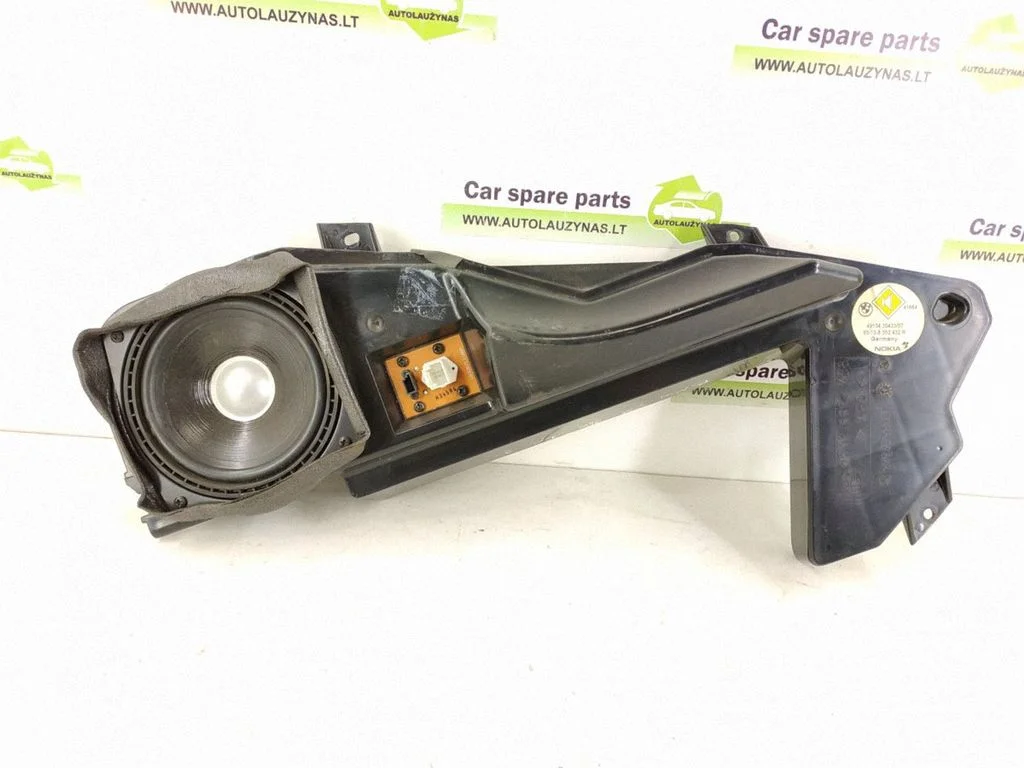 Rear door speaker – rear right