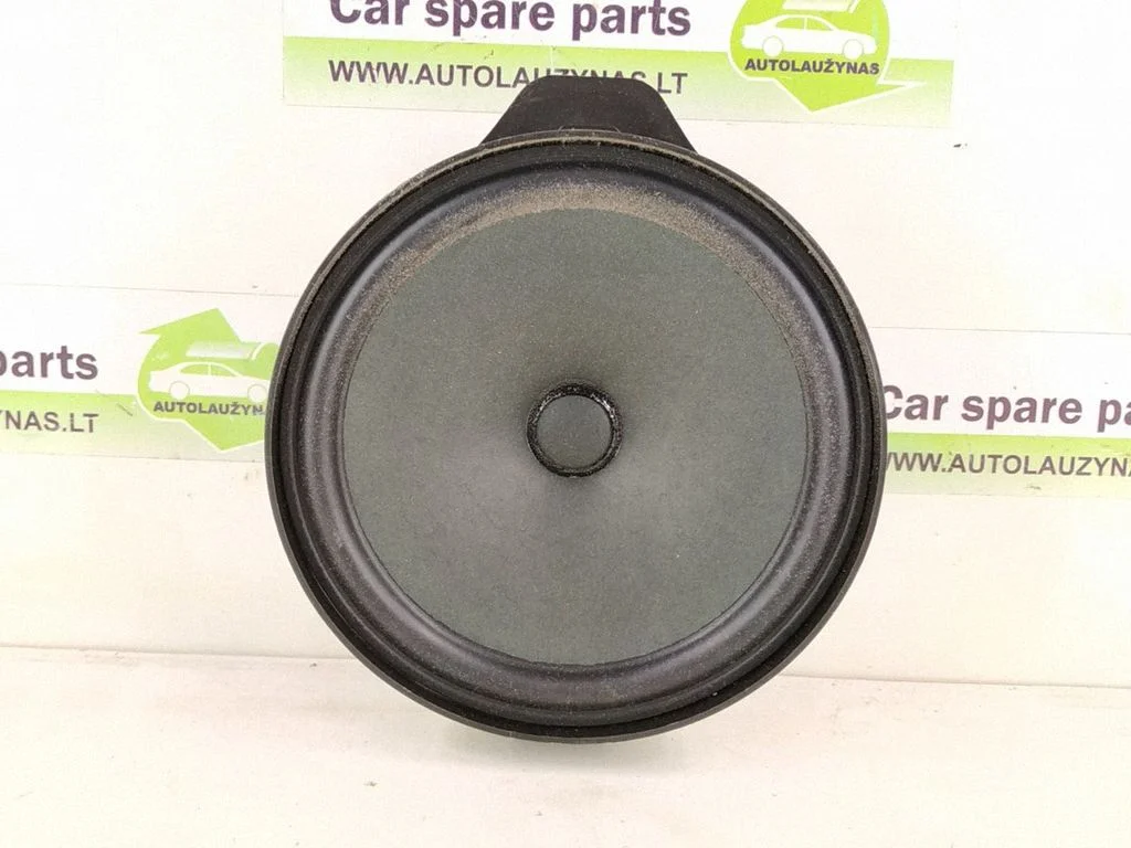 Rear door speaker – rear right