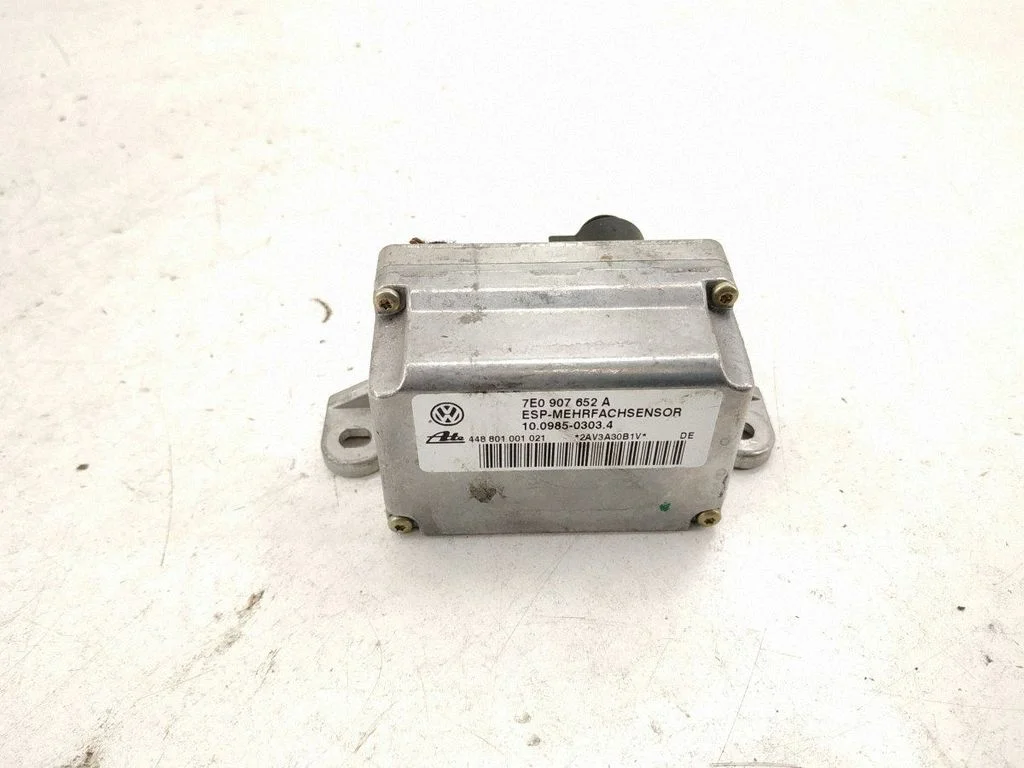 ESP acceleration yaw rate sensor – Porsche Cayenne (9PA) (2002-2010)