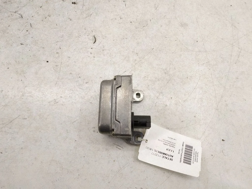 ESP (stabilitātes sistēmas) sensors (paātrinājuma sensors)