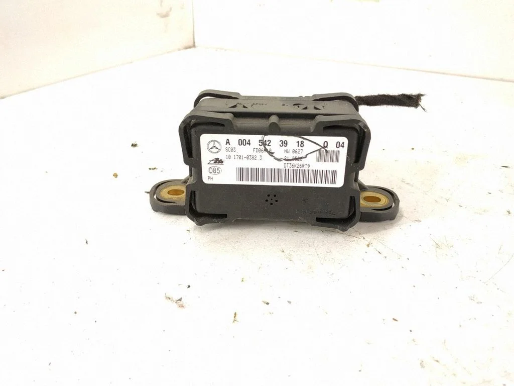 ESP (stabilitātes sistēmas) sensors (paātrinājuma sensors) 0045423918