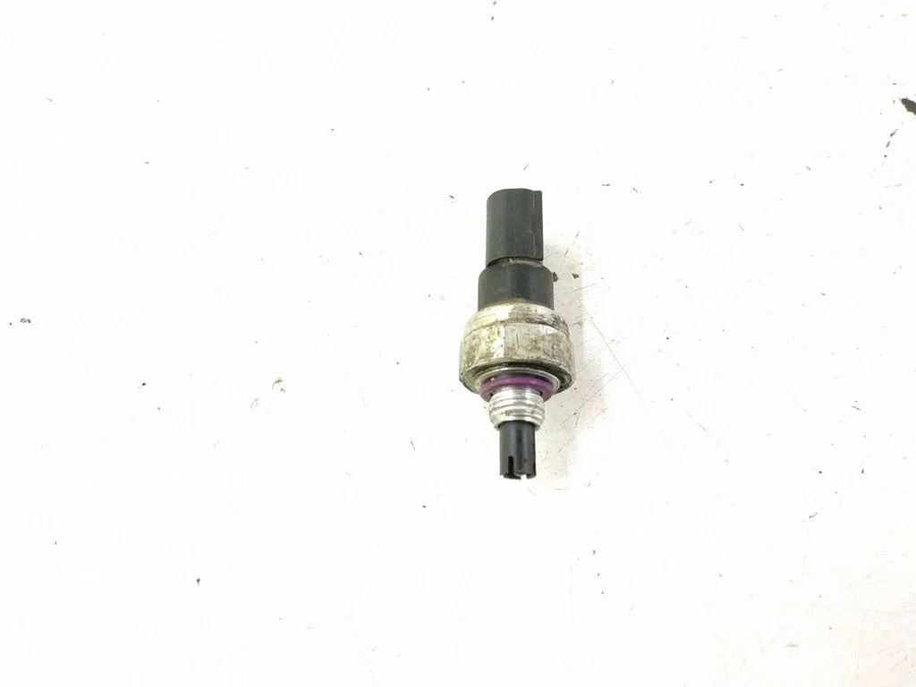 Air conditioning (A/C) pressure sensor