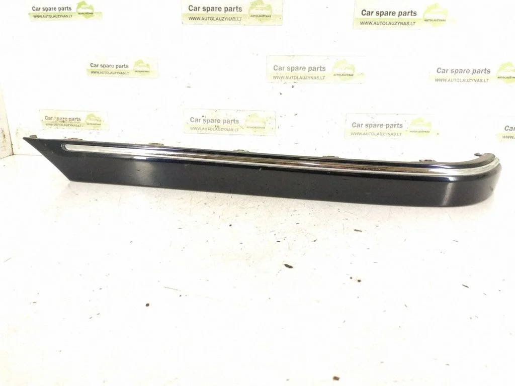 Rear bumper trim bar molding – Mercedes-Benz C-Class W203 (2000-2007)