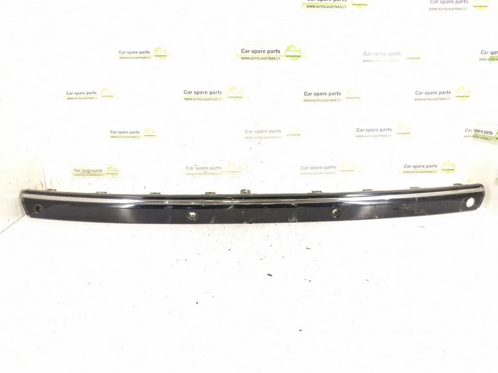 Rear bumper trim bar molding – Mercedes-Benz C-Class W203 (2000-2007)