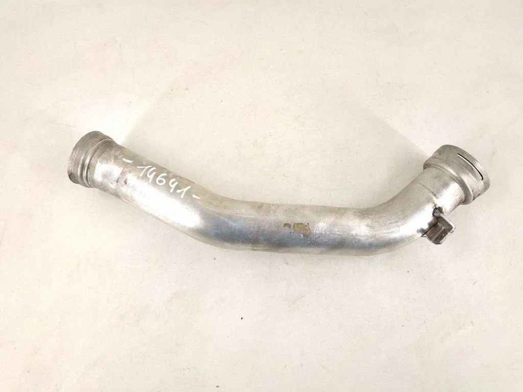 Intake resonator