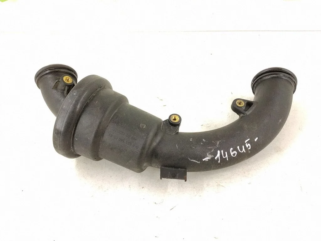 Intake resonator