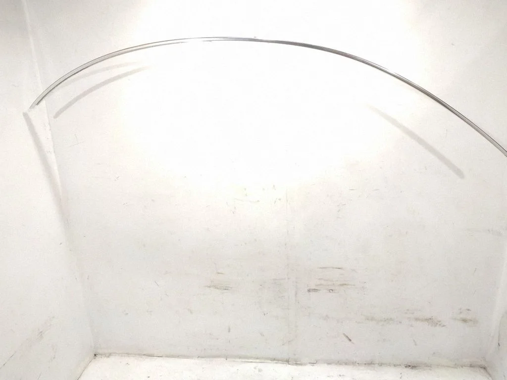 Roof trim bar molding cover – right