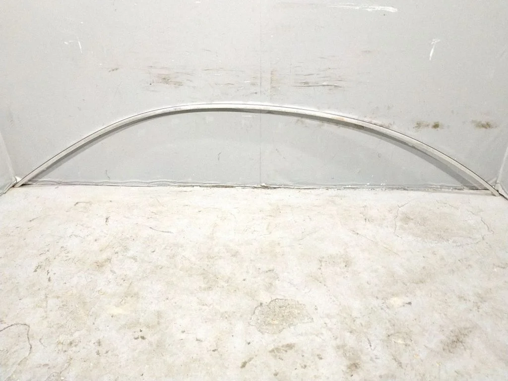Katuse liist „molding" – vasak