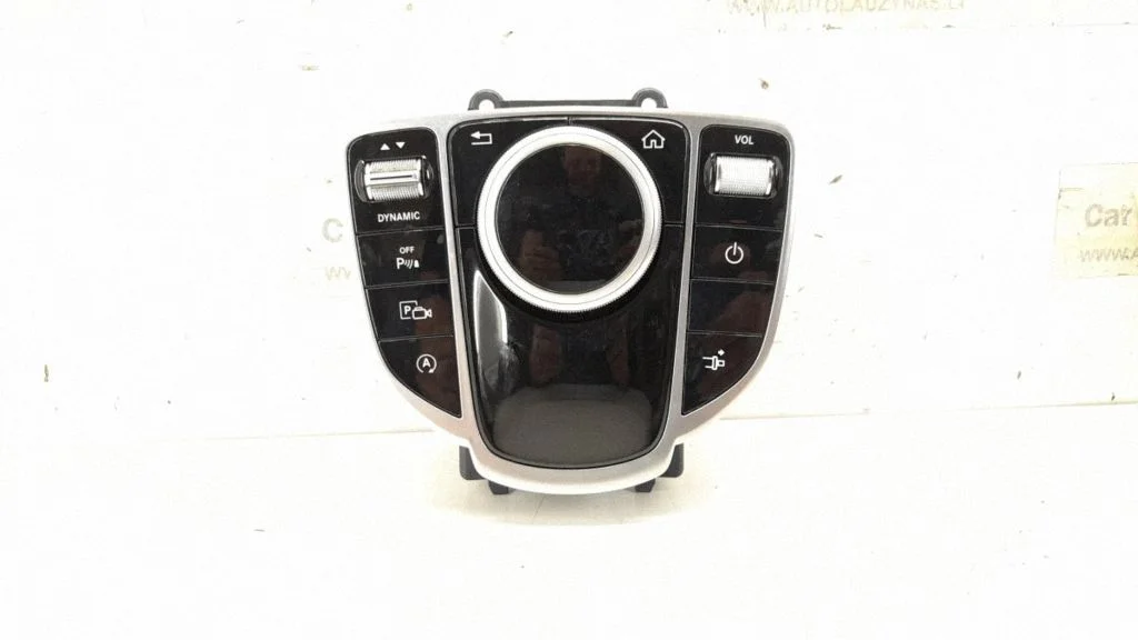 Multimeedia juhtplokk – Mercedes-Benz E-klass W213 (2016-)