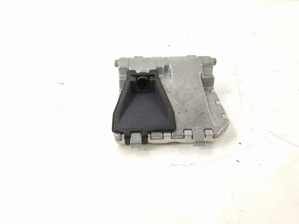 Windshield/windscreen camera