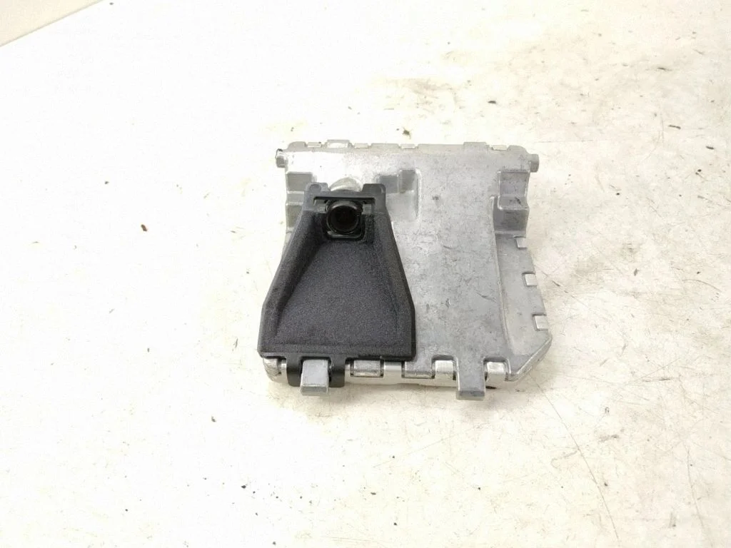Windshield/windscreen camera – Mercedes-Benz C-Class AMG W204 (2007-2014)