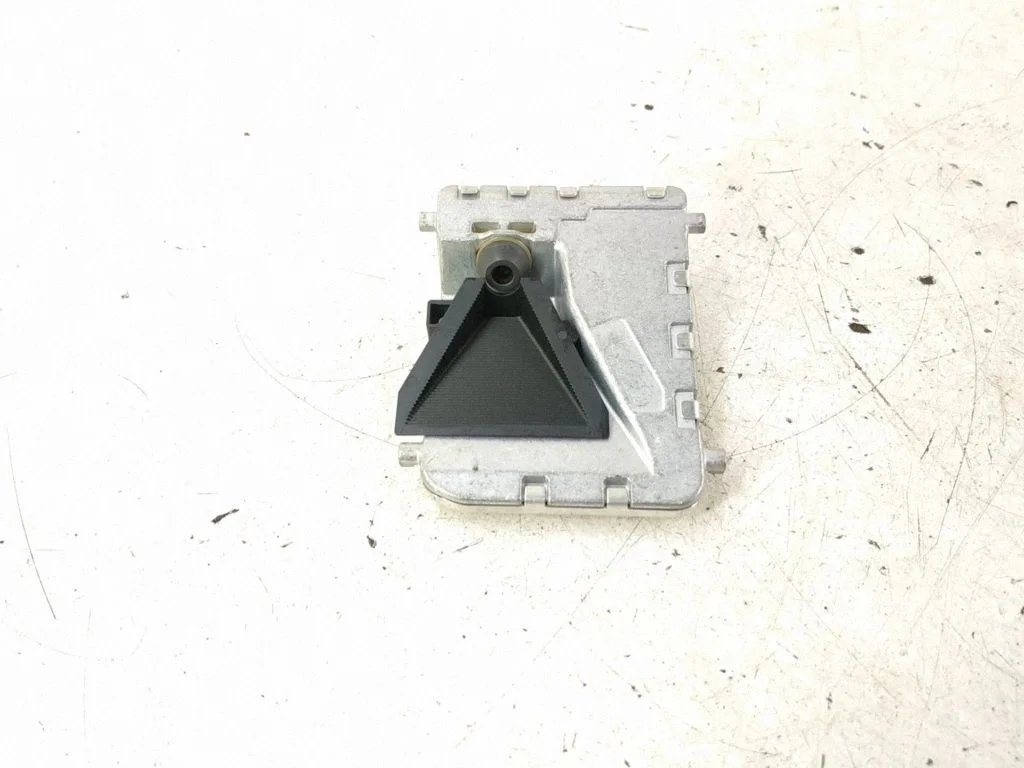 Windshield/windscreen camera – Mercedes-Benz C-Class W205 (2014-2021)