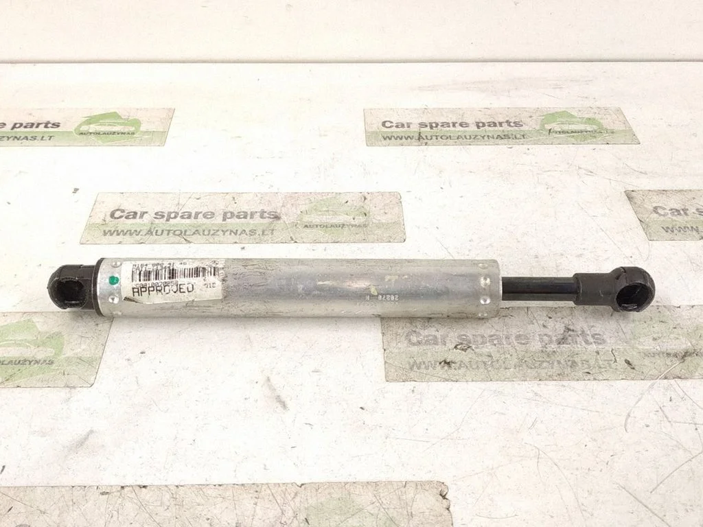 Tailgate strut – right