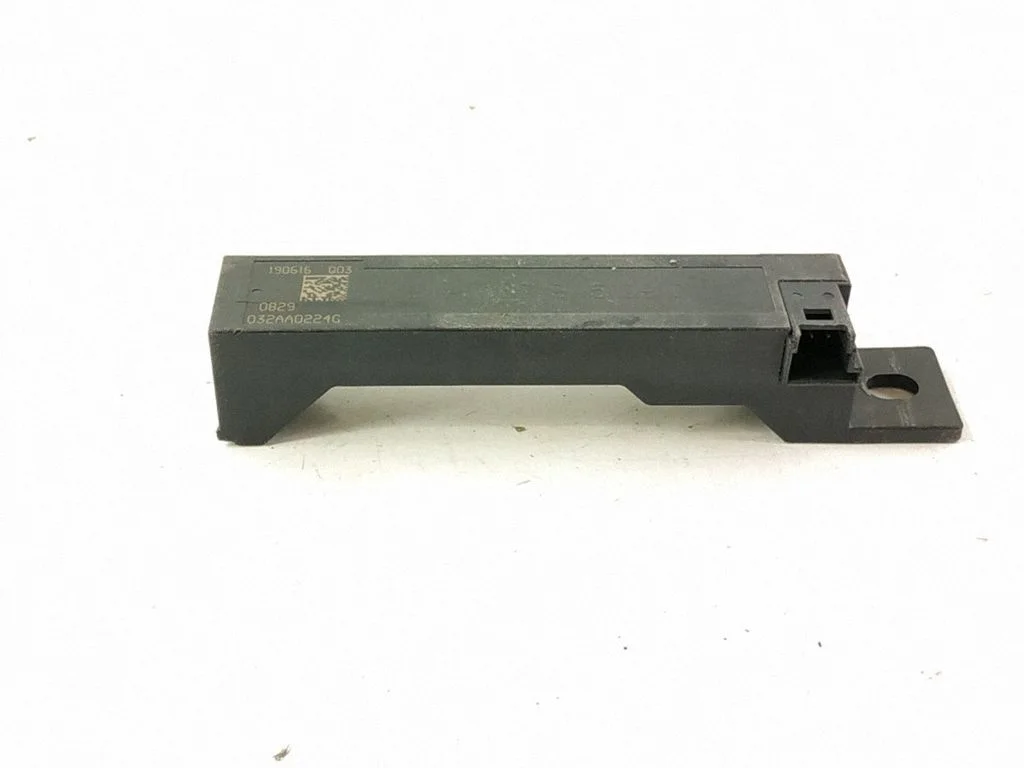 Radio antenna – Mercedes-Benz A-Class W177 AMG (2018-)