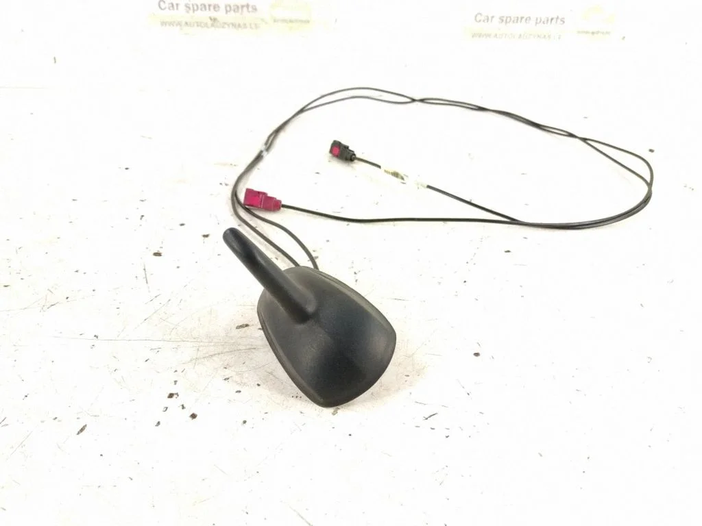 Radio antenna