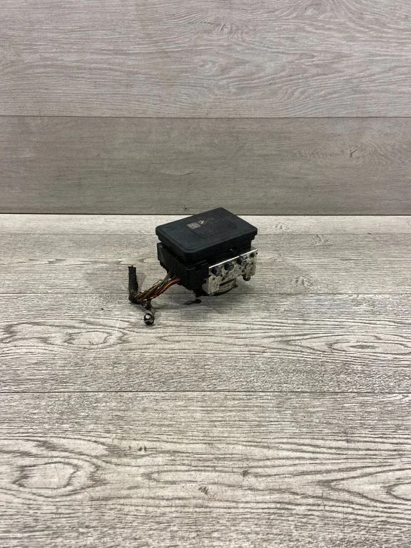 ABS bloks – BMW 3. sērija F30 F35 F31 (2012-2018)