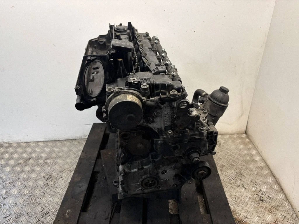 Engine 11000398710
