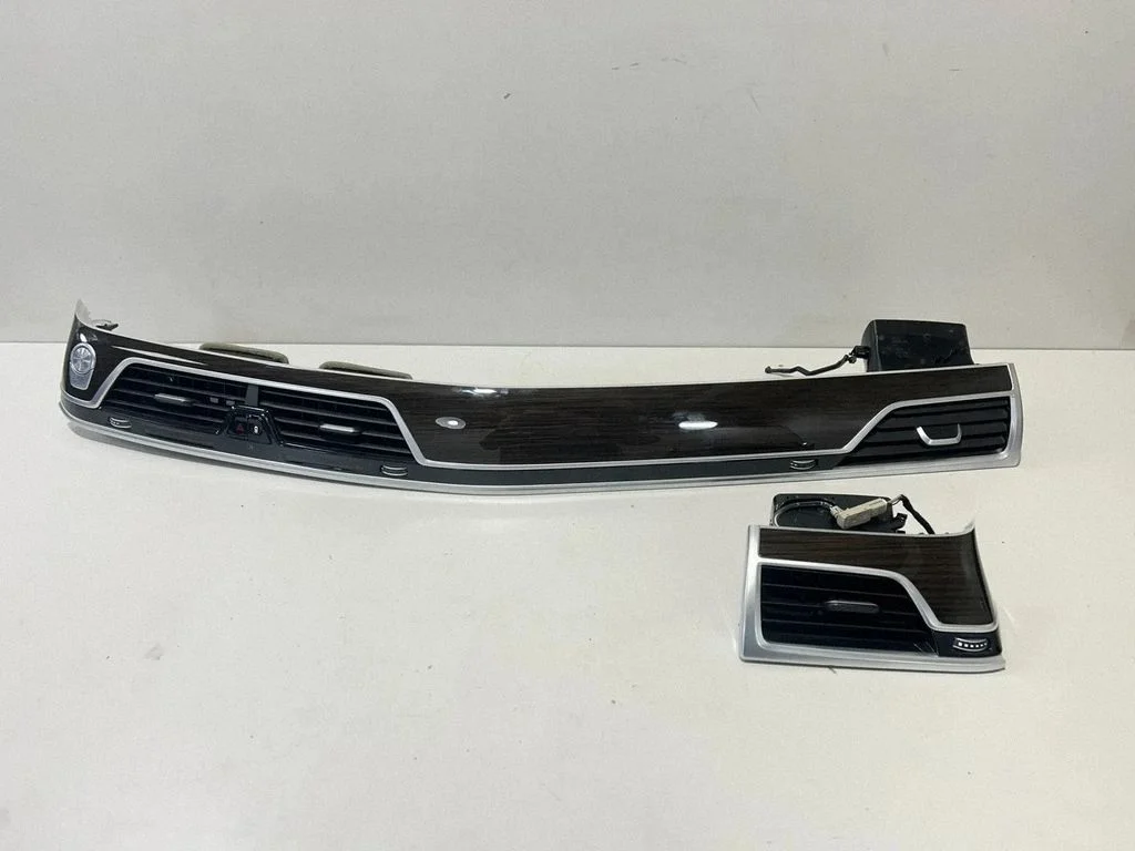 Dekoratīvā apdares josliņa – BMW 7. sērija G11 G12 (2015-2022)