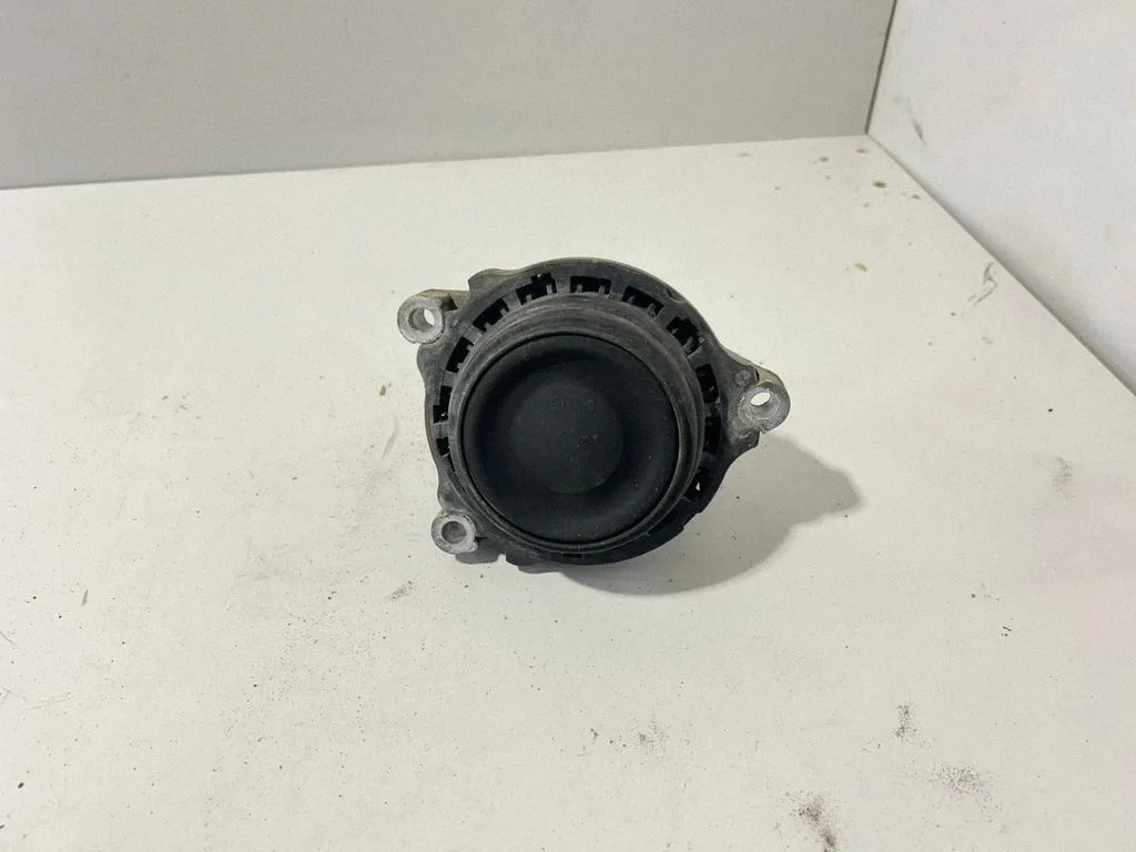 Engine mount bracket – BMW X3 F25 (2010-2017)