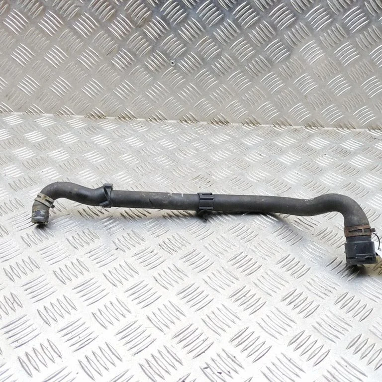 Engine coolant pipe/hose FPLA7752CA