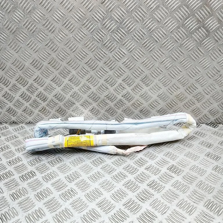 Katuse turvapadi (kardin) SU00303424