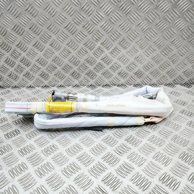 Katuse turvapadi (kardin) SU00303425