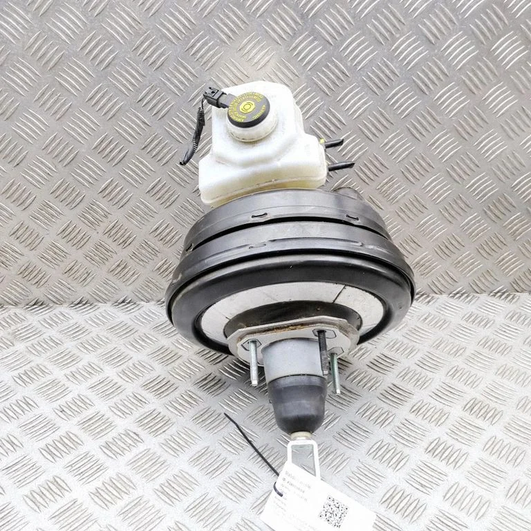 Brake booster – Land Rover Range Rover Sport L494 (2013-)