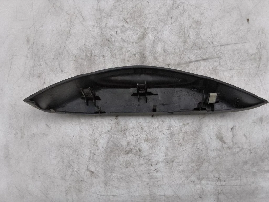 Muu armatuurlaua osa – Toyota RAV 4 (XA20) (2000-2005)