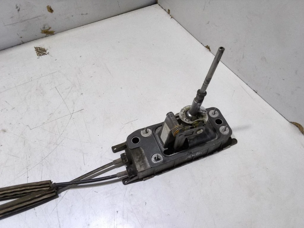 Mechanizm zmiany biegów (kulisa) 1K0711049CH