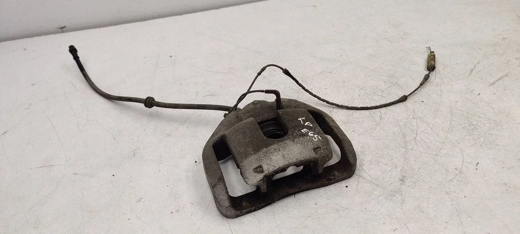 Front brake caliper – front left