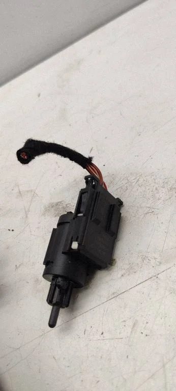 Brake pedal sensor switch 3B0945511C