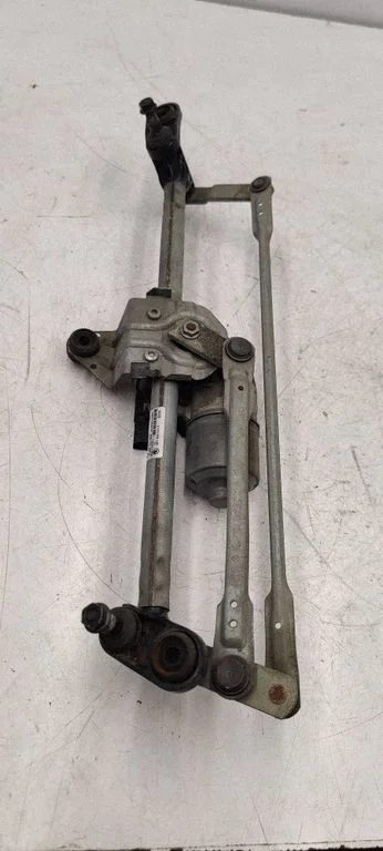 Front wiper linkage and motor 5E1955023A