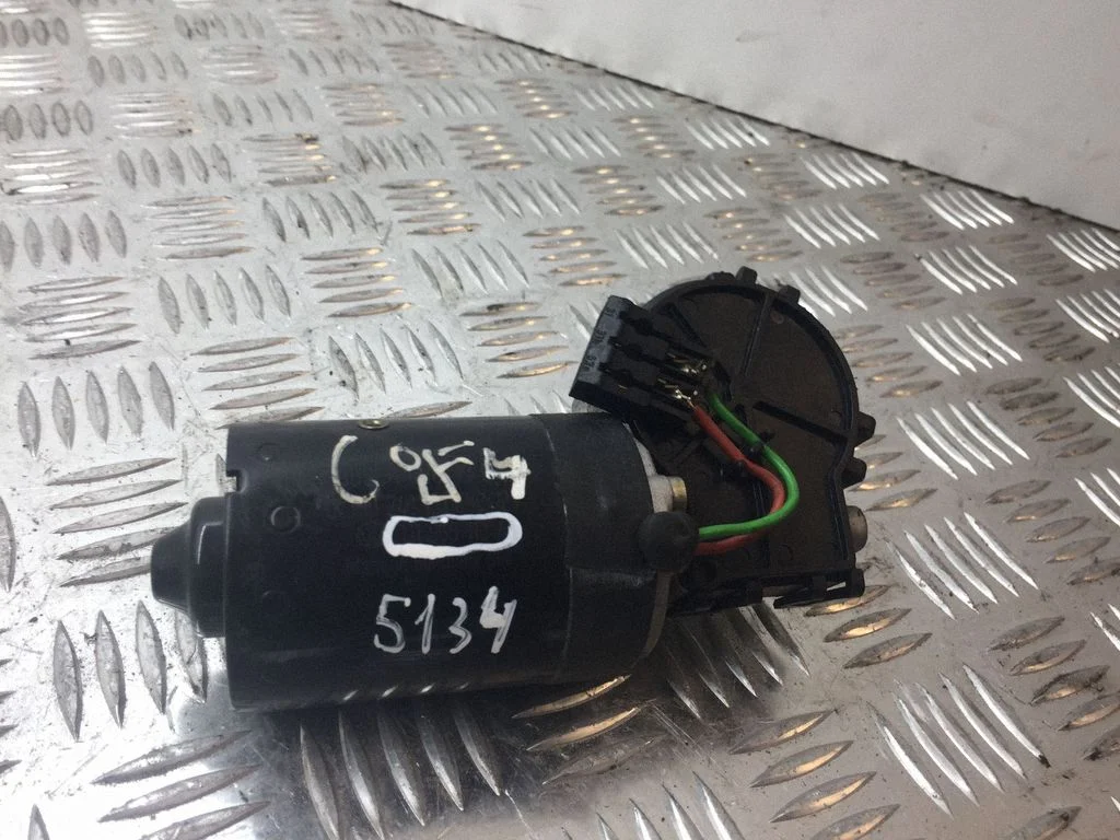 Wiper motor – Volkswagen Golf IV (1998-2005)