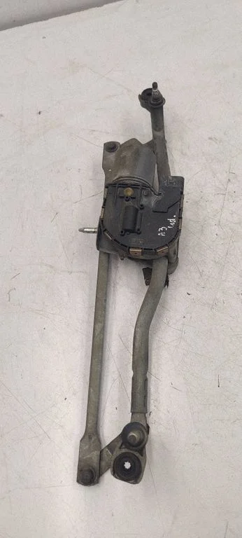 Front wiper linkage and motor 8P1955023J