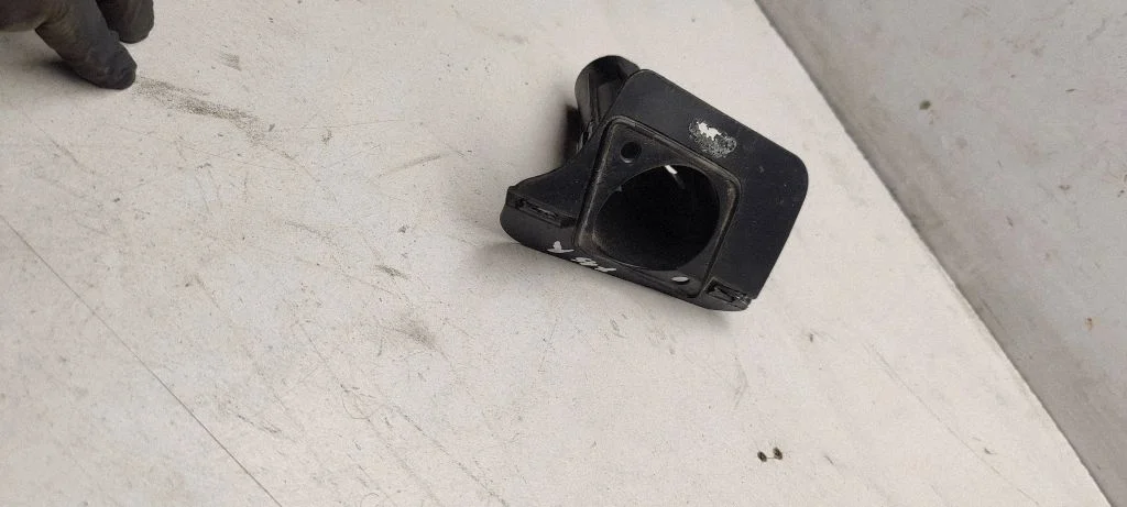Headlight washer spray nozzle 7315958