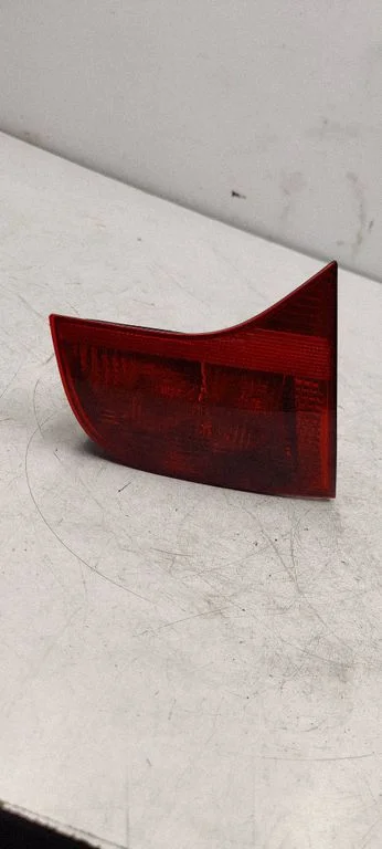 Tailgate rear/tail lights 8E9945093A